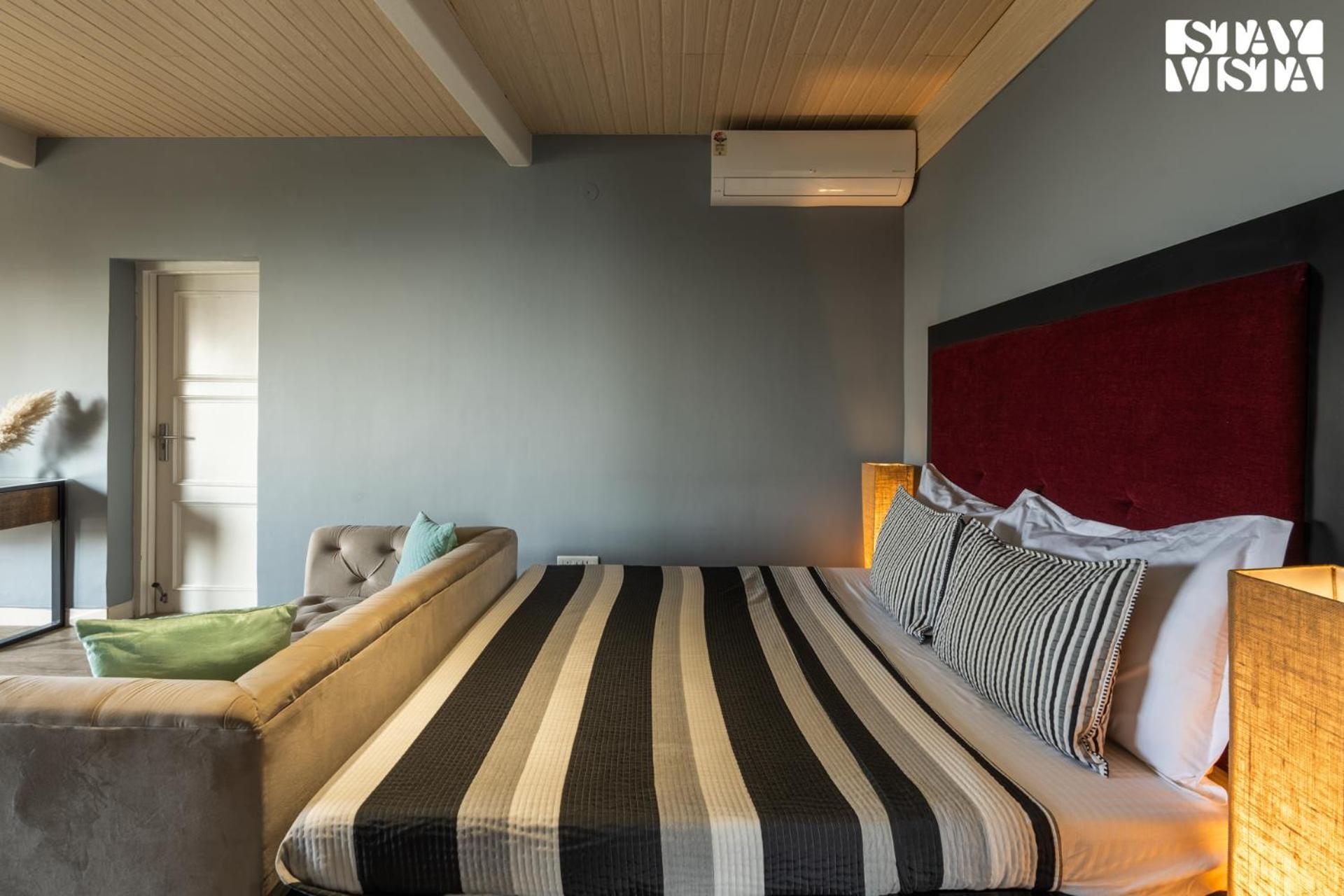 Stayvista At Serene With Outdoor Bonfire Barog Εξωτερικό φωτογραφία