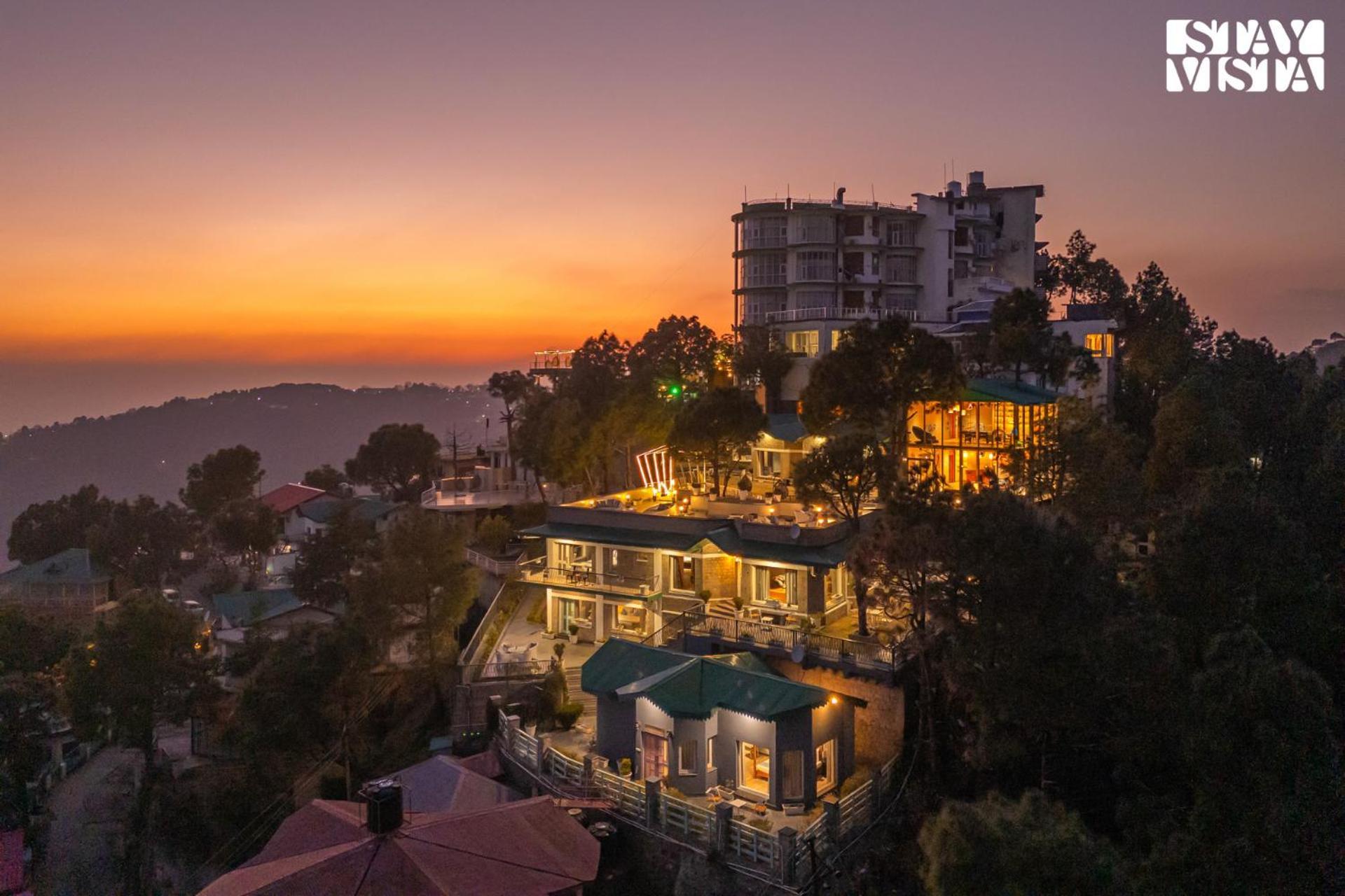Stayvista At Serene With Outdoor Bonfire Barog Εξωτερικό φωτογραφία